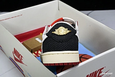 Hyperoad Room Card: Low Jordan Trophy OG Home” x 1 Air “Rookie 1010